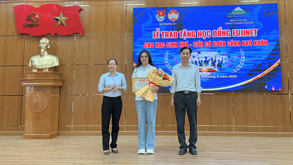 QUỸ HỌC BỔNG FUJINET TRAO 100 SUẤT HỖ TRỢ HỌC SINH KHÓ KHĂN TẠI XÃ PHƯỚC LÝ, TÂY NINH